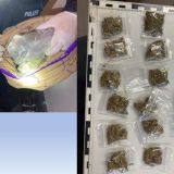 Sichergestellte Drogen bei Sonderkontrollen. Im Kopfkissenbezug befanden sich ca. 1,5 kg verpacktes Marihuana.